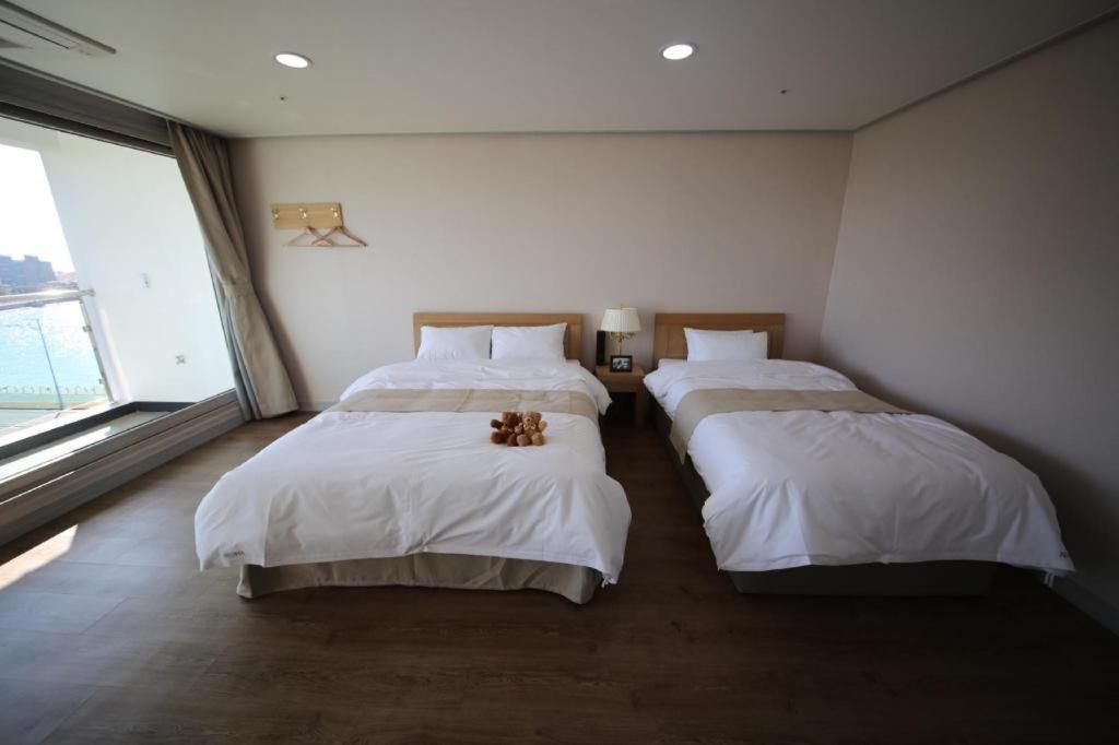 Hotel Aroha Jeju Seogwipo Zewnętrze zdjęcie
