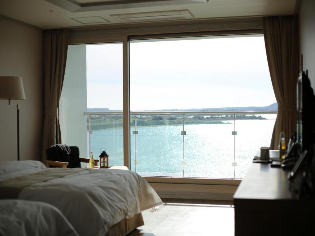 Hotel Aroha Jeju Seogwipo Zewnętrze zdjęcie