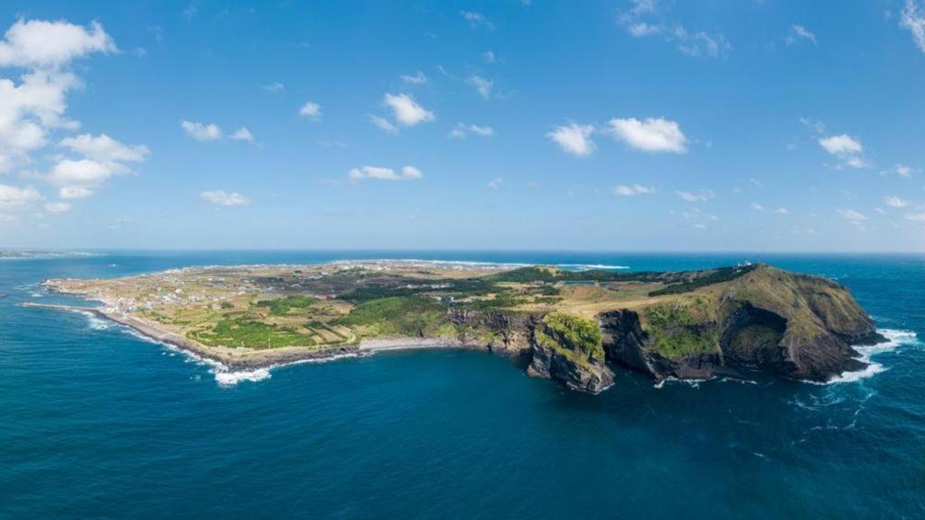 Hotel Aroha Jeju Seogwipo Zewnętrze zdjęcie