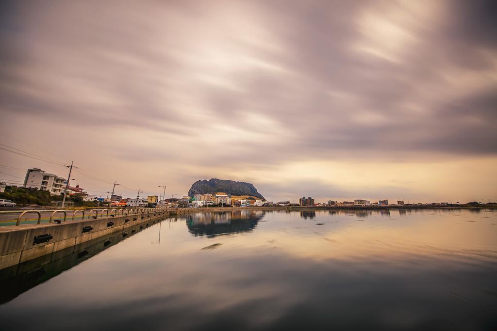 Hotel Aroha Jeju Seogwipo Zewnętrze zdjęcie