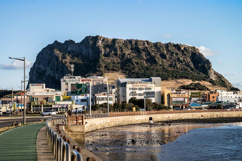 Hotel Aroha Jeju Seogwipo Zewnętrze zdjęcie
