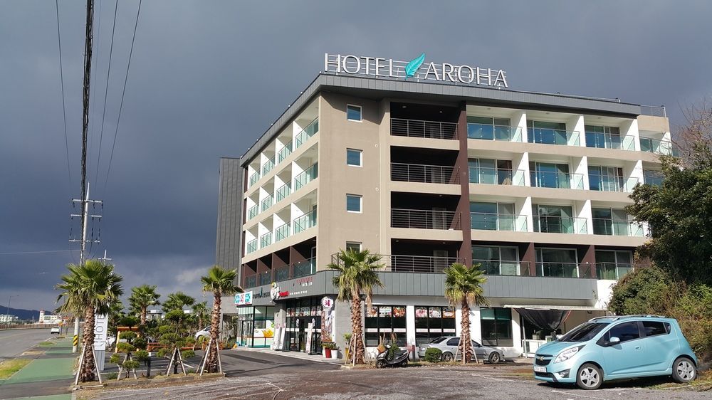 Hotel Aroha Jeju Seogwipo Zewnętrze zdjęcie