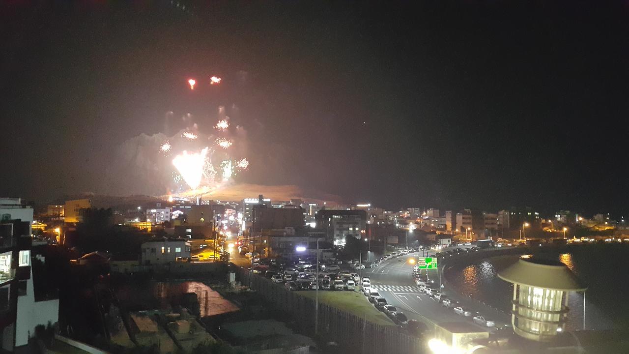 Hotel Aroha Jeju Seogwipo Zewnętrze zdjęcie